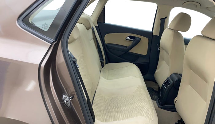 2016 Volkswagen Ameo HIGHLINE PLUS 1.5L AT 16 ALLOY, Diesel, Automatic, 1,32,884 km, Right Side Rear Door Cabin