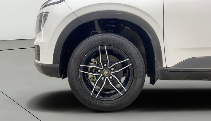 2023 Hyundai VENUE S PLUS 1.5 CRDI, Diesel, Manual, 29,143 km, Left Front Wheel