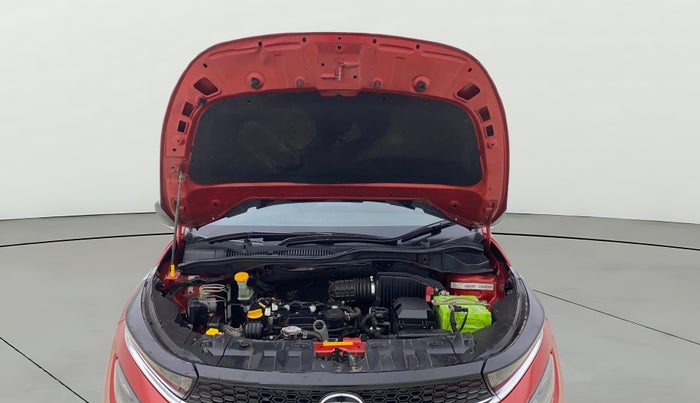 2020 Tata ALTROZ XZ PETROL, Petrol, Manual, 32,192 km, Open Bonet