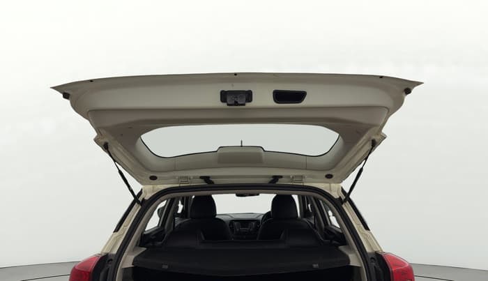 2023 Mahindra XUV300 W6 1.5 Diesel, Diesel, Manual, 44,358 km, Boot Door Open
