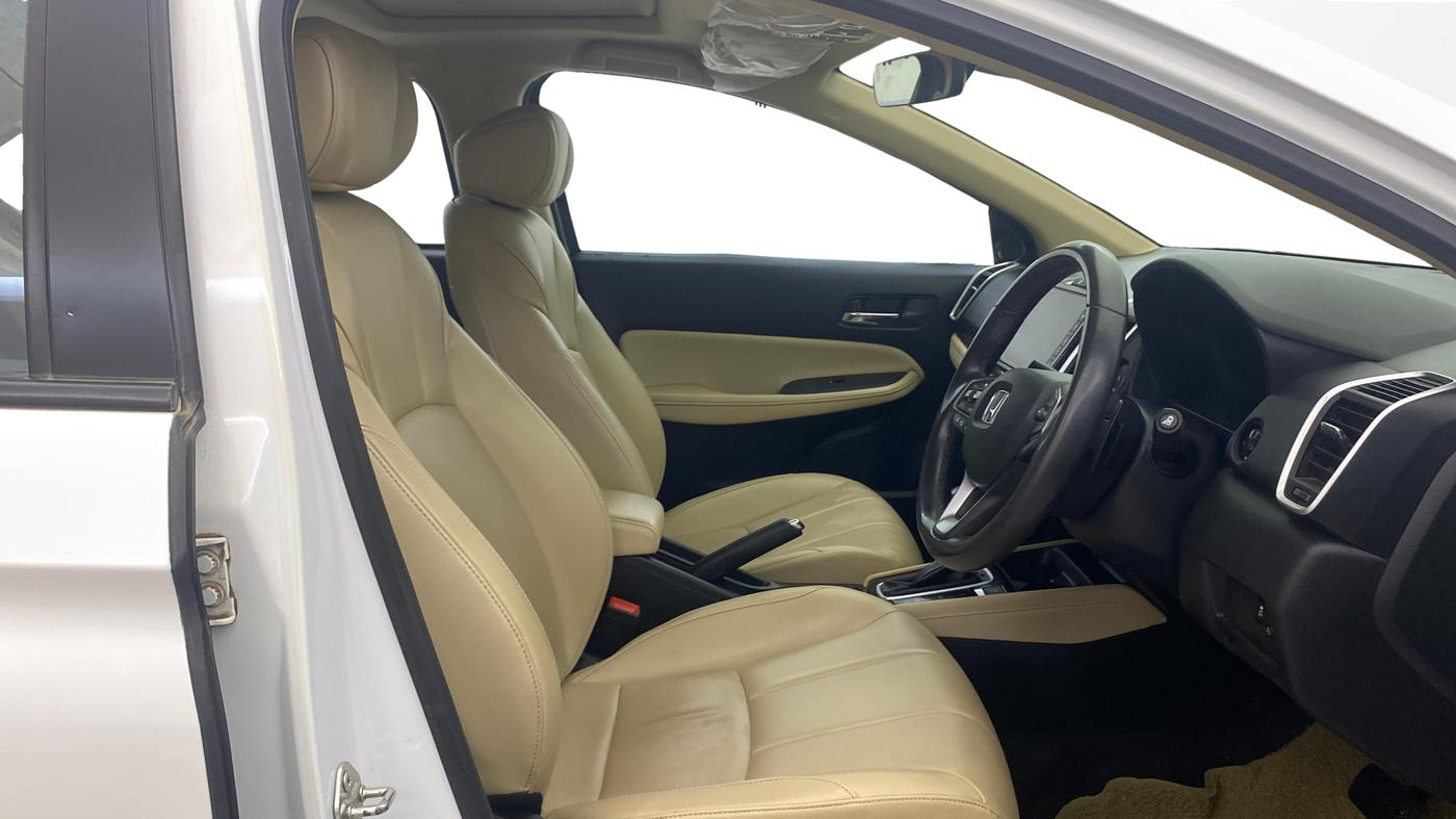 2023 Honda City 1.5L I-VTEC ZX CVT, Petrol, Automatic, 28,115 km, Right Side Front Door Cabin