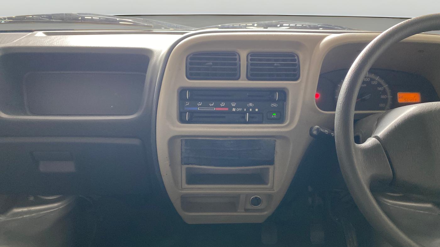 2016 Maruti Eeco 5 STR WITH A/C+HTR, CNG, Manual, 56,388 km, Air Conditioner