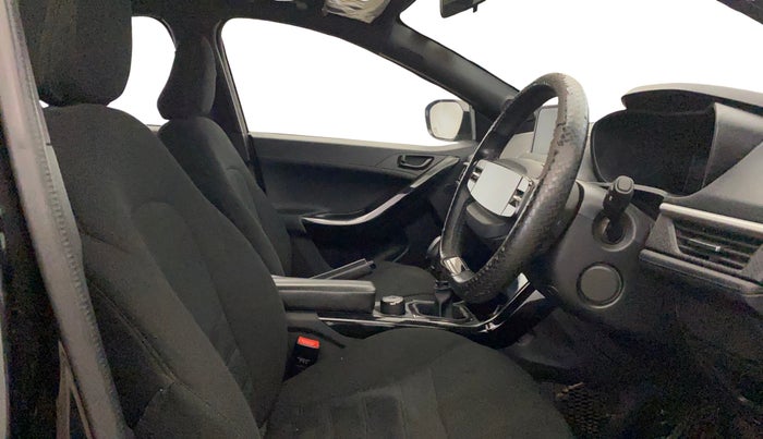 2024 Tata NEXON Creative 1.5 Revotorq 6MT Dark Edition, Diesel, Manual, 20,886 km, Right Side Front Door Cabin
