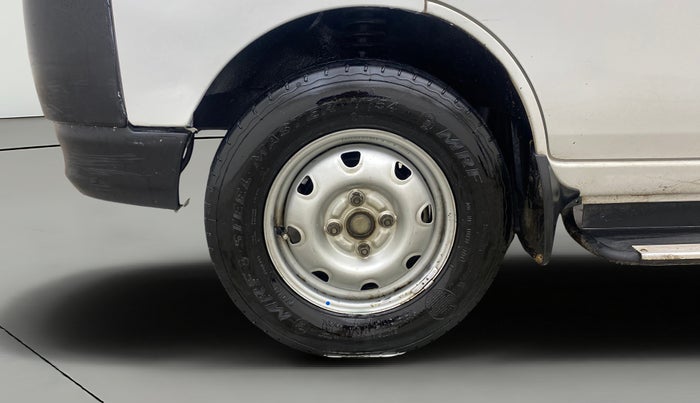 2019 Maruti Eeco 5 STR WITH A/C+HTR CNG, CNG, Manual, 51,817 km, Left Front Wheel