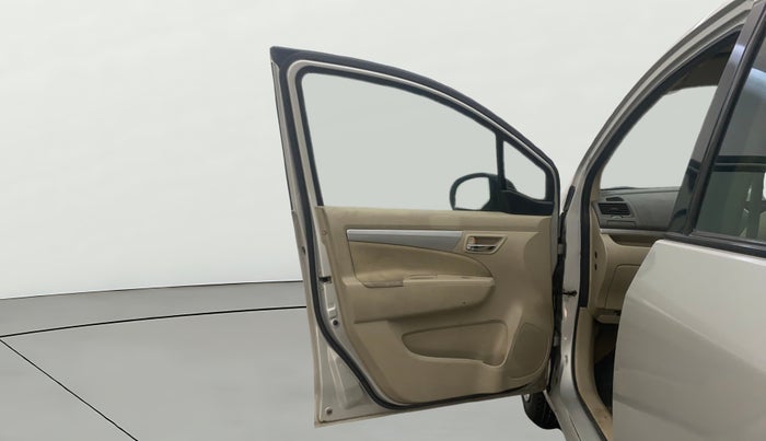 2016 Maruti Ertiga VXI CNG, CNG, Manual, 72,666 km, LHS Front Door