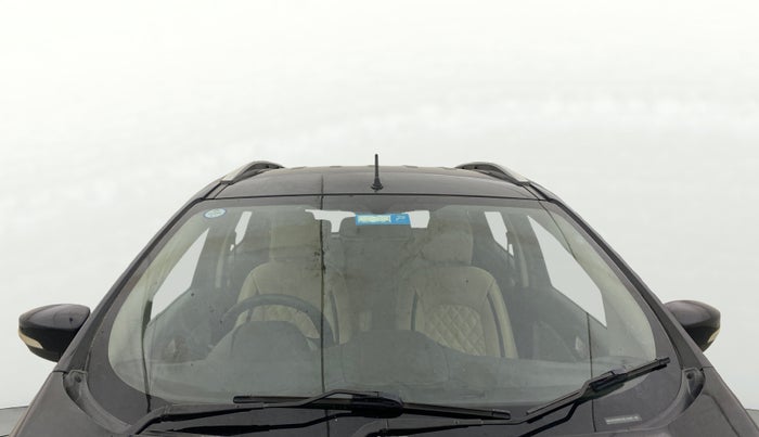 2014 Ford Ecosport TITANIUM 1.5L PETROL AT, Petrol, Automatic, 1,39,529 km, Front Windshield