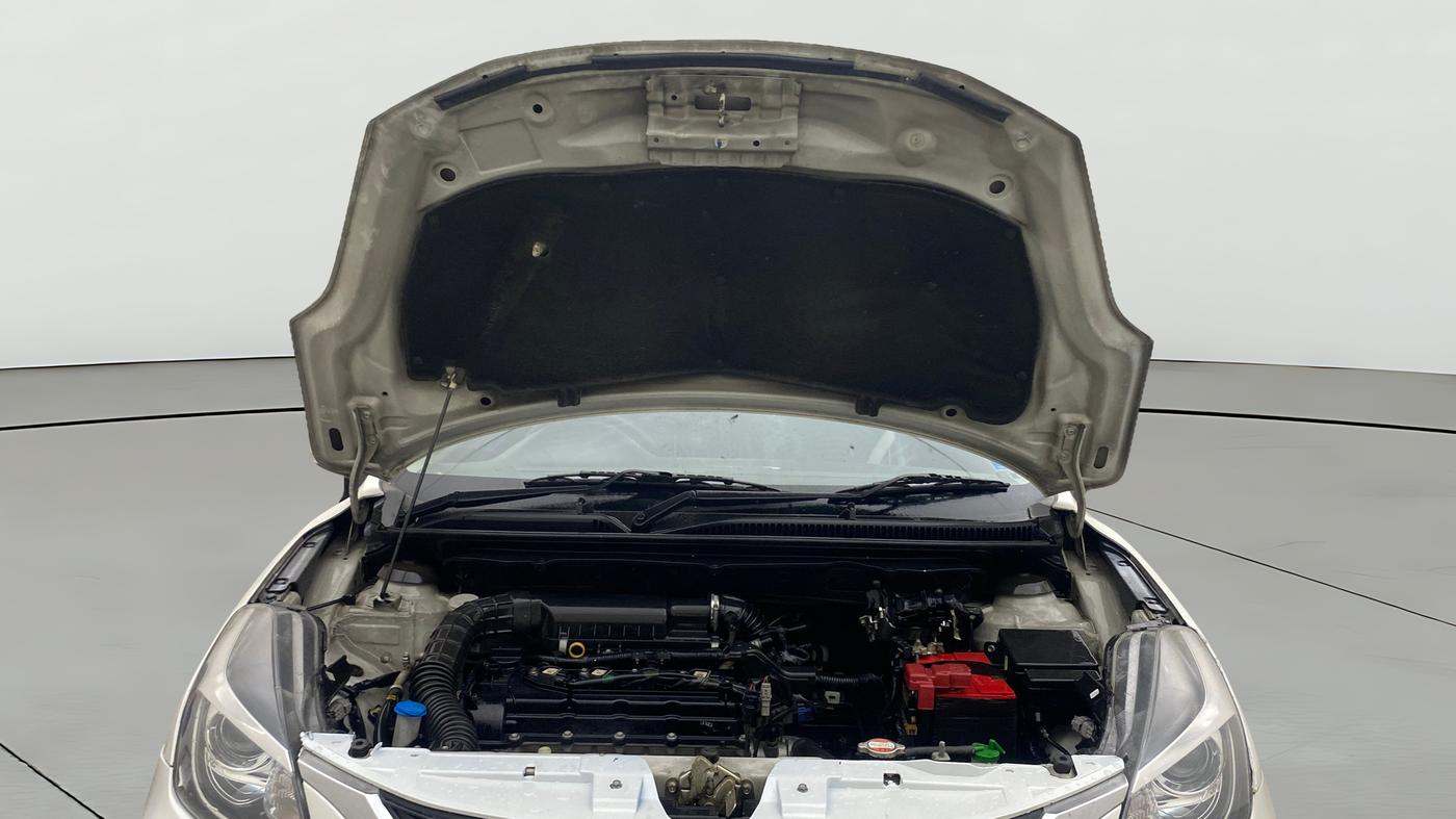 2021 Maruti Baleno ZETA PETROL 1.2, Petrol, Manual, 83,706 km, Open Bonet