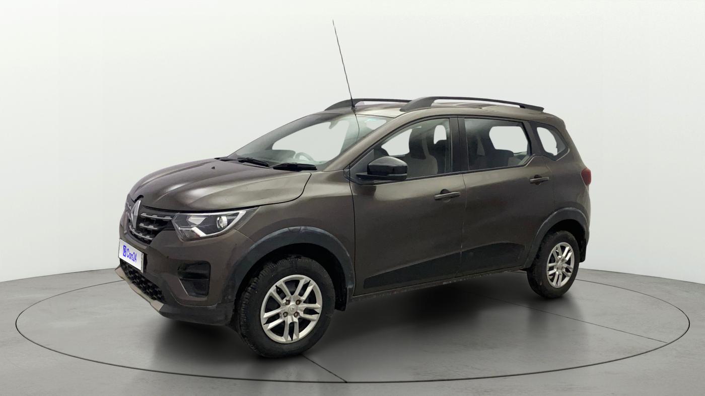 2022 Renault TRIBER RXT, Petrol, Manual, 40,826 km, Left Front Diagonal