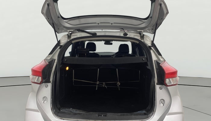 2021 Nissan Kicks XV TURBO 1.3, Petrol, Manual, 31,444 km, Boot Open Zoomed View