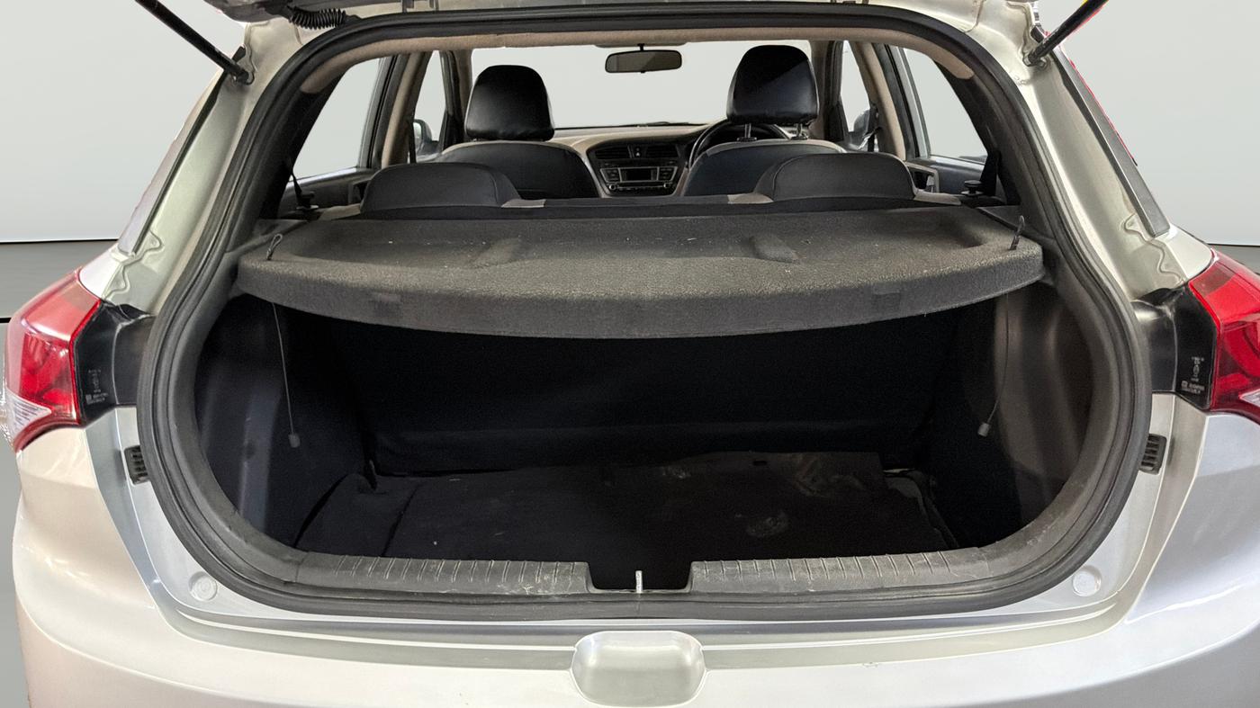 2014 Hyundai Elite i20 MAGNA 1.2, Petrol, Manual, 58,469 km, Boot Open Zoomed View