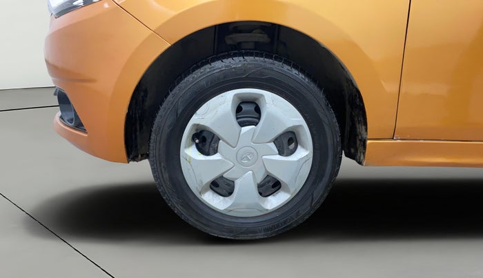 2016 Tata Tiago XT PETROL, Petrol, Manual, 81,746 km, Left Front Wheel