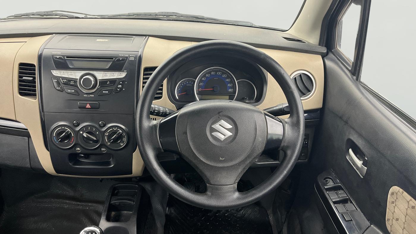 2018 Maruti Wagon R 1.0 VXI, Petrol, Manual, 61,840 km, Steering Wheel Close Up