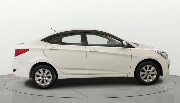 2016 Hyundai Verna FLUIDIC 4S 1.6 VTVT S AT, Petrol, Automatic, 48,274 km, Right Side View