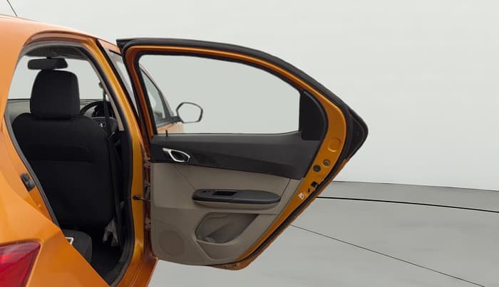 2018 Tata Tiago XZ PETROL, Petrol, Manual, 52,037 km, RHS Rear Door