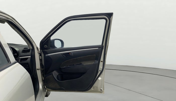 2015 Maruti Swift LXI (O), Petrol, Manual, 87,471 km, RHS Front Door