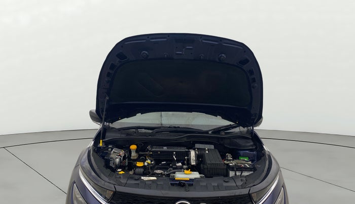 2024 Tata ALTROZ XZ PETROL, Petrol, Manual, 11,792 km, Open Bonet