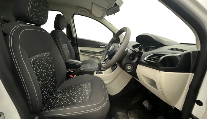 2022 Tata Tiago XZA PLUS PETROL, Petrol, Automatic, 74,079 km, Right Side Front Door Cabin