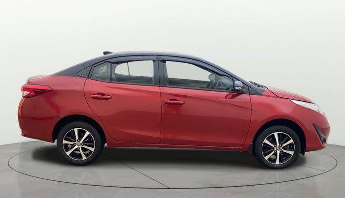 2020 Toyota YARIS V CVT, Petrol, Automatic, 67,534 km, Right Side View