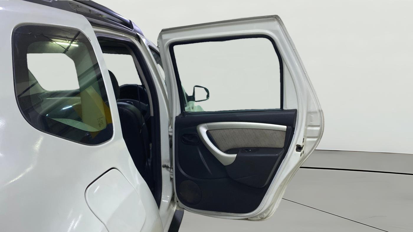 2014 Renault Duster 85 PS RXL DIESEL, Diesel, Manual, 92,271 km, RHS Rear Door