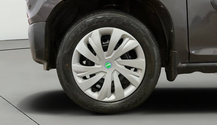 2020 Maruti S PRESSO VXI, Petrol, Manual, 76,905 km, Left Front Wheel