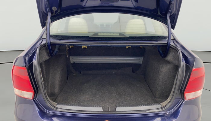 2015 Volkswagen Vento HIGHLINE 1.6 MPI, Petrol, Manual, 69,058 km, Boot Open Zoomed View