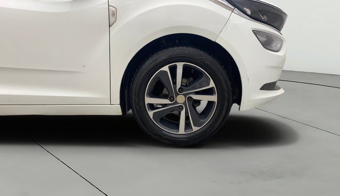 2021 Tata ALTROZ XZ PETROL, Petrol, Manual, 47,347 km, Right Front Wheel