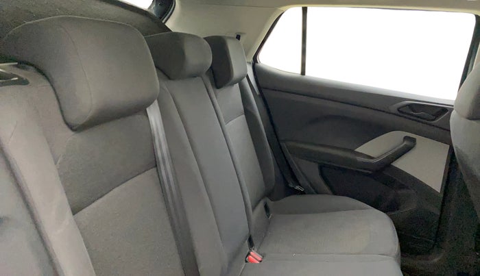 2022 Skoda KUSHAQ ACTIVE 1.0L TSI MT, Petrol, Manual, 41,024 km, Right Side Rear Door Cabin