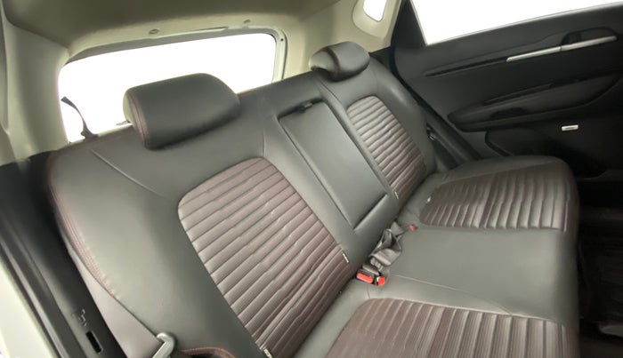 2021 KIA SONET GTX PLUS 1.5 AT, Diesel, Automatic, 51,173 km, Right Side Rear Door Cabin