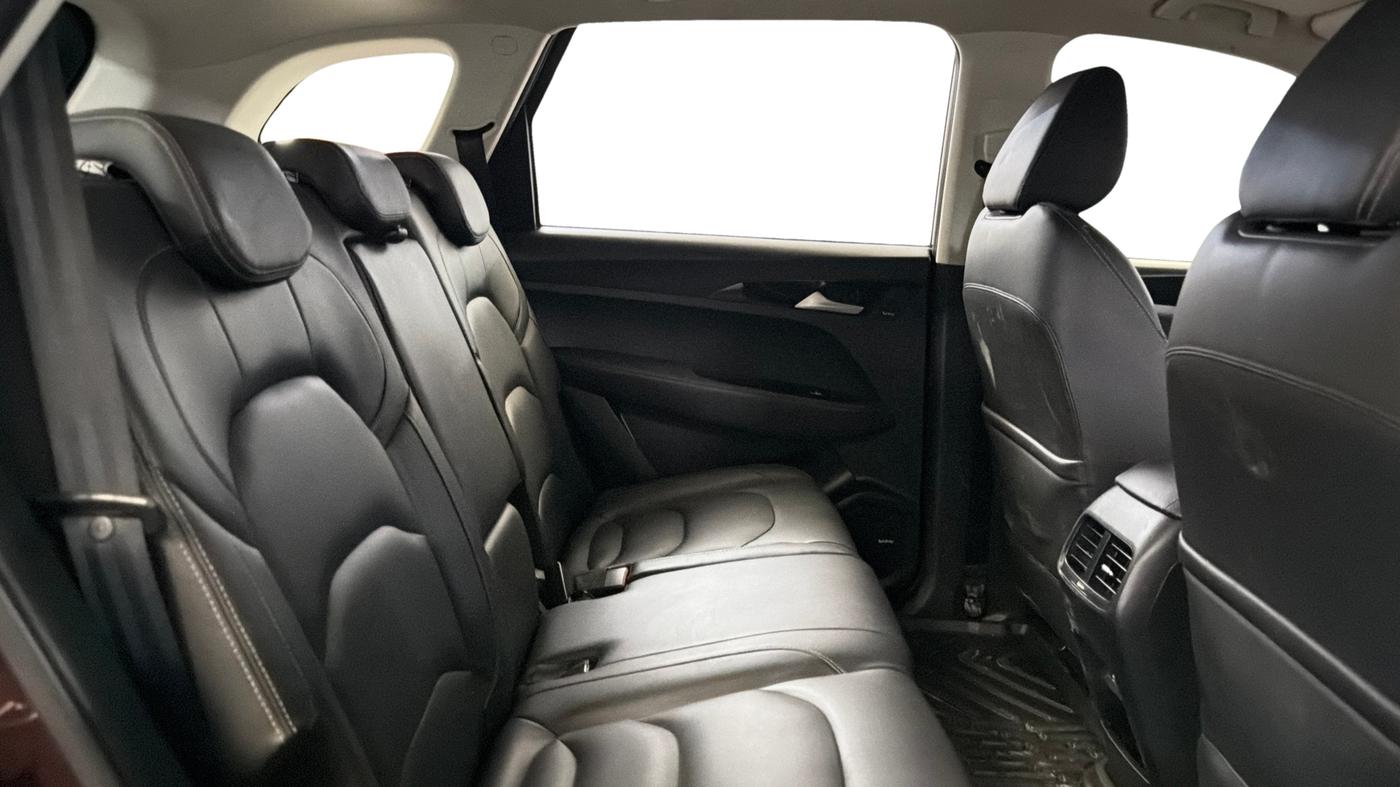 2019 MG HECTOR SHARP 1.5 DCT PETROL, Petrol, Automatic, 83,336 km, Right Side Rear Door Cabin