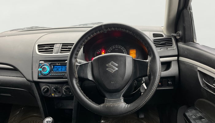 2016 Maruti Swift LXI (O), Petrol, Manual, 44,420 km, Steering Wheel Close Up