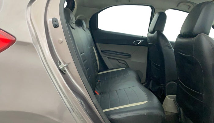 2016 Tata Tiago XZ PETROL, CNG, Manual, 97,724 km, Right Side Rear Door Cabin
