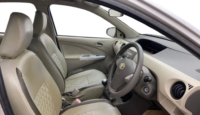 2013 Toyota Etios GD, Diesel, Manual, 64,955 km, Right Side Front Door Cabin