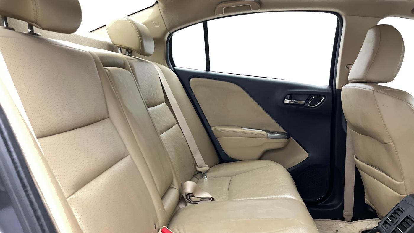 2017 Honda City 1.5L I-VTEC ZX CVT, Petrol, Automatic, 73,569 km, Right Side Rear Door Cabin