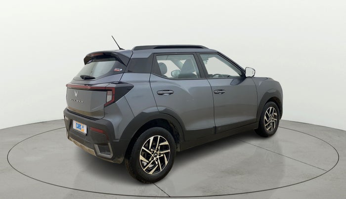 2024 Mahindra XUV 3XO AX5 1.2 L TCMPFi, Petrol, Manual, 27,203 km, Right Back Diagonal