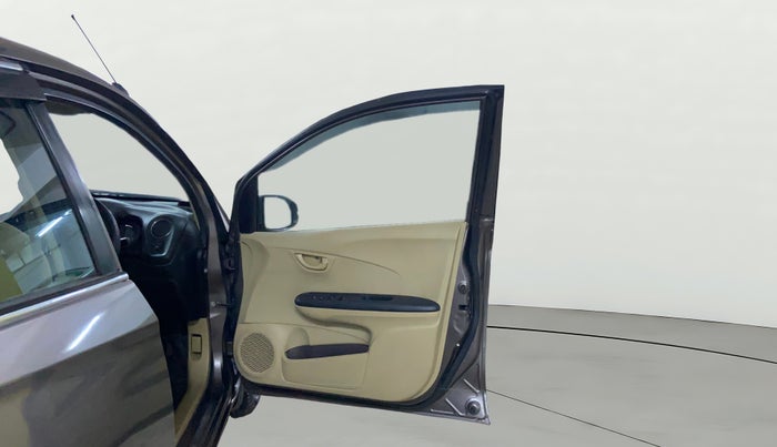 2016 Honda Brio S MT, Petrol, Manual, 54,767 km, RHS Front Door