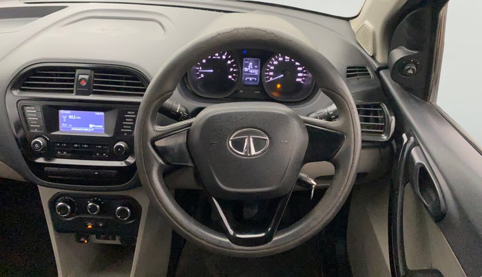 2017 Tata Tiago XT PETROL, CNG, Manual, 46,328 km, Steering Wheel Close Up