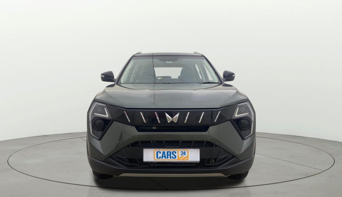 2024 Mahindra XUV 3XO AX5 1.2 L TCMPFi, Petrol, Manual, 6,533 km, Front