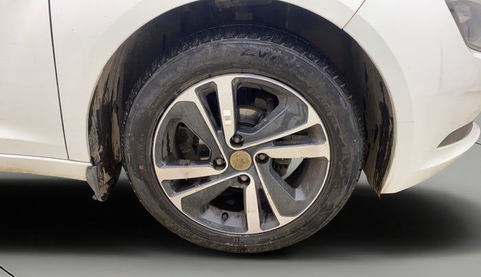 2021 Tata ALTROZ XZ PETROL, Petrol, Manual, 24,310 km, Right Front Wheel