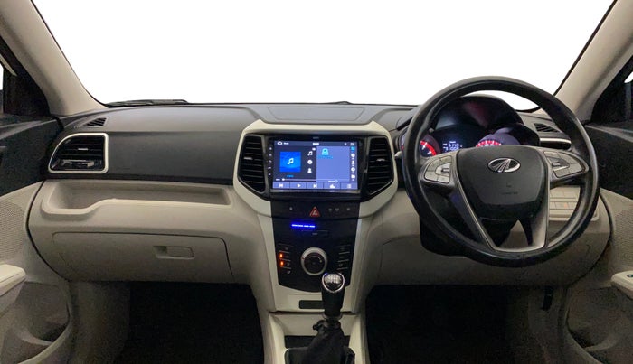 2022 Mahindra XUV300 W4 1.2 PETROL, Petrol, Manual, 56,241 km, Dashboard