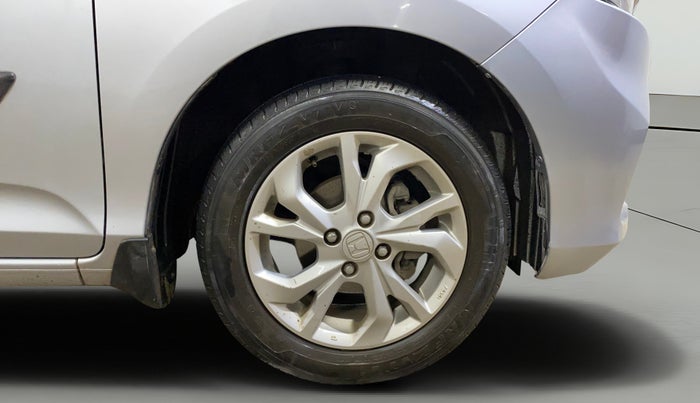 2018 Honda Amaze 1.2L I-VTEC VX, Petrol, Manual, 40,211 km, Right Front Wheel