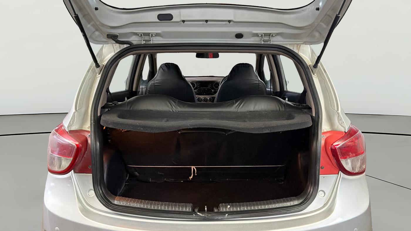 2015 Hyundai Grand i10 SPORTZ 1.2 KAPPA VTVT, Petrol, Manual, 85,913 km, Boot Open Zoomed View