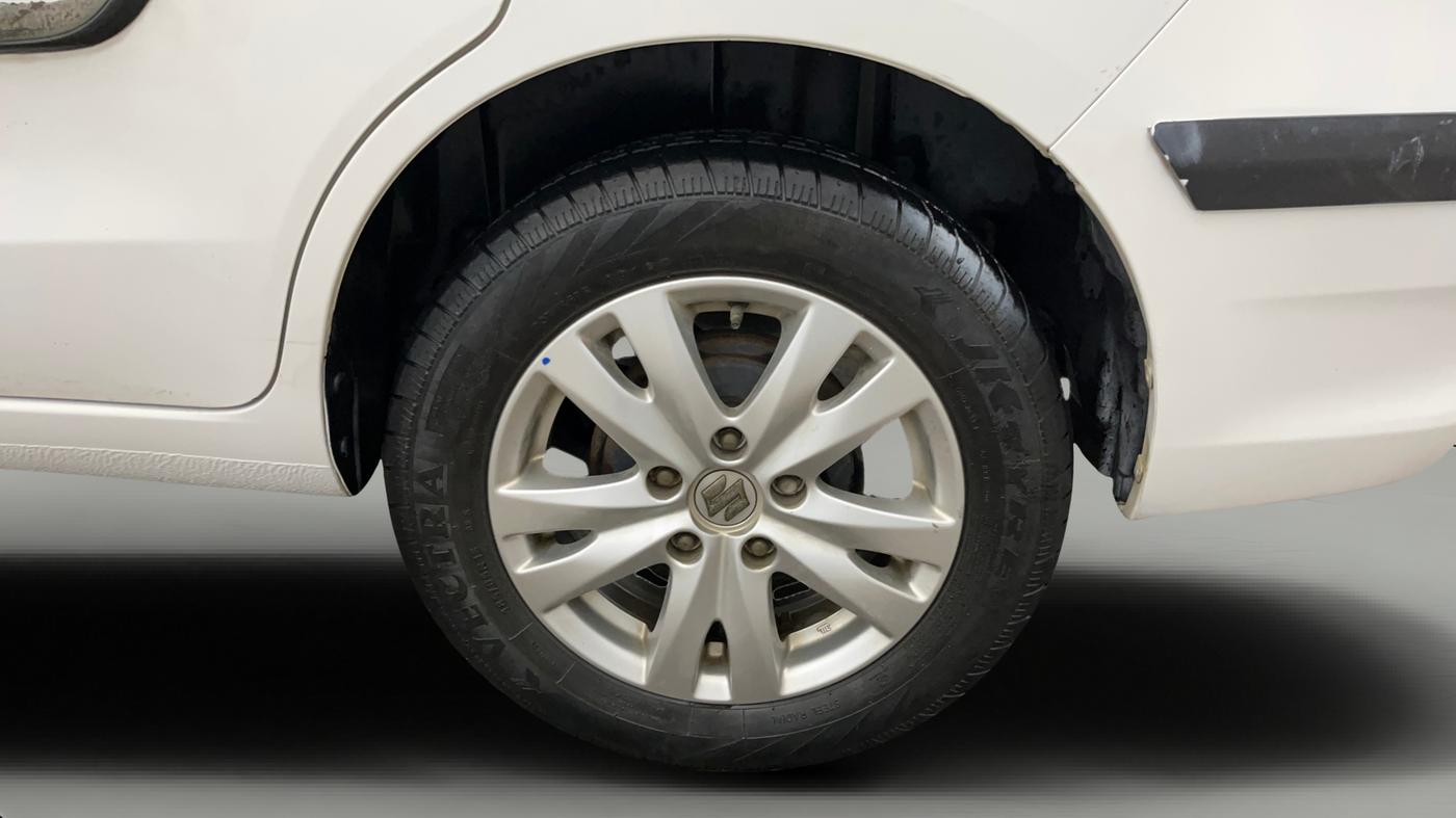2017 Maruti Ertiga VXI, Petrol, Manual, 38,028 km, Left Rear Wheel