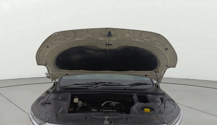 2021 MG HECTOR SHARP 1.5 PETROL CVT, Petrol, Automatic, 1,22,488 km, Open Bonet