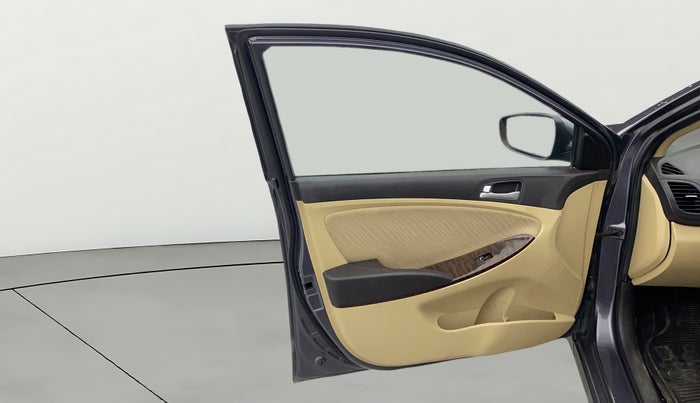 2015 Hyundai Verna FLUIDIC 1.6 CRDI S 4S, Diesel, Manual, 1,11,010 km, LHS Front Door