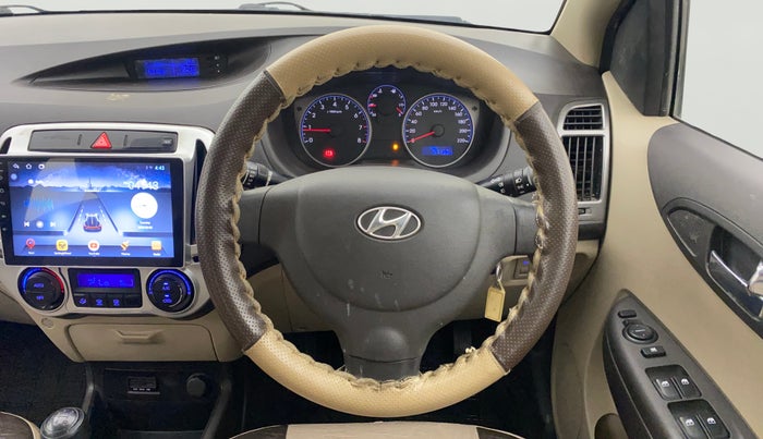 2013 Hyundai i20 MAGNA (O) 1.2, Petrol, Manual, 57,185 km, Steering Wheel Close Up