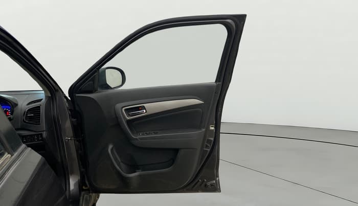 2017 Maruti Vitara Brezza ZDI PLUS, Diesel, Manual, 79,489 km, RHS Front Door