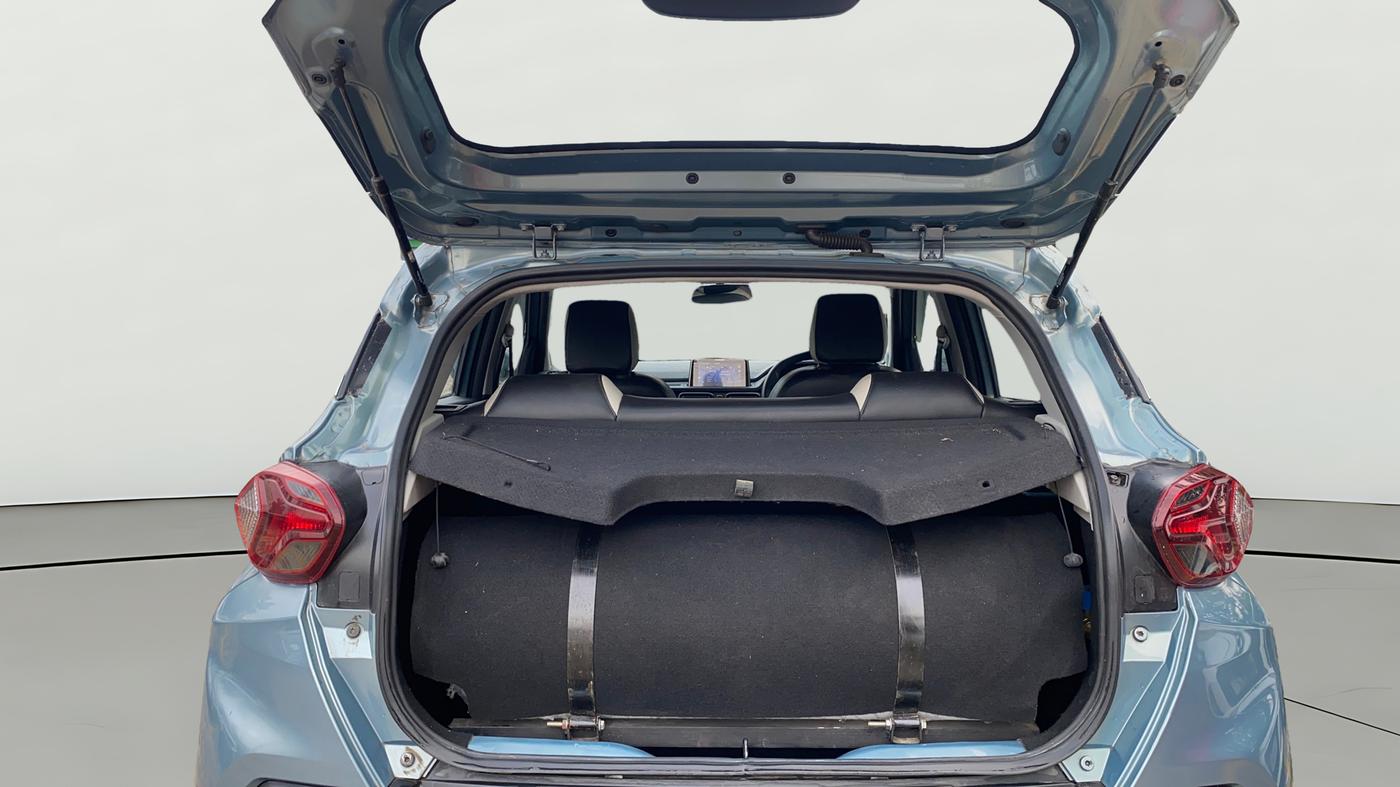 2023 Tata PUNCH ADVENTURE AMT, CNG, Automatic, 26,328 km, Boot Open Zoomed View