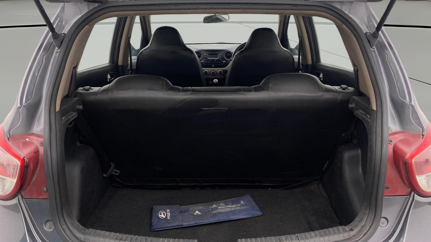 2016 Hyundai Grand i10 SPORTZ 1.2 KAPPA VTVT, Petrol, Manual, 85,880 km, Boot Open Zoomed View