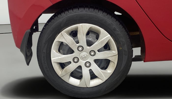 2017 Hyundai Eon MAGNA + AIRBAG, Petrol, Manual, 21,721 km, Right Rear Wheel