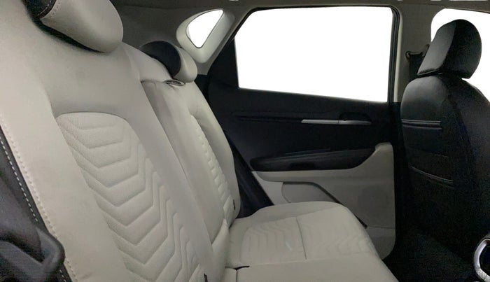 2020 KIA SONET HTX 1.0 IMT, Petrol, Manual, 64,637 km, Right Side Rear Door Cabin